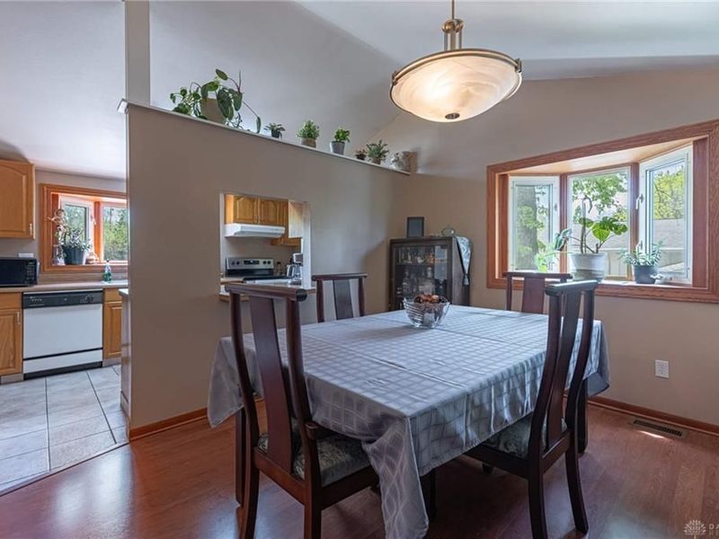 2701 Loris Drive, Miami Township, OH 45449 Photo 9