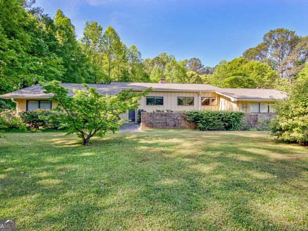 115 Hickory Place, Fayetteville, GA 30214