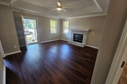 516 Wilmuth Circle  photo 4