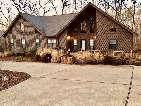 405 PORT LN, Counce, TN 38326