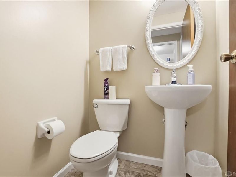 5408 Flicker Way, Dayton, OH 45424 Photo 19