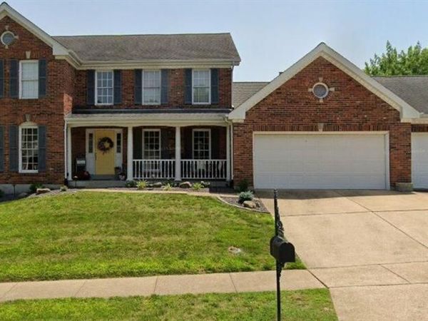 5725 Biddeford Drive, St Louis, MO 63128