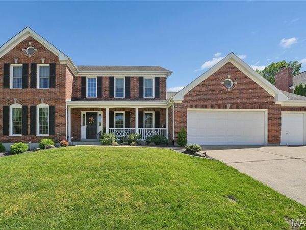 5725 Biddeford Drive, St Louis, MO 63128