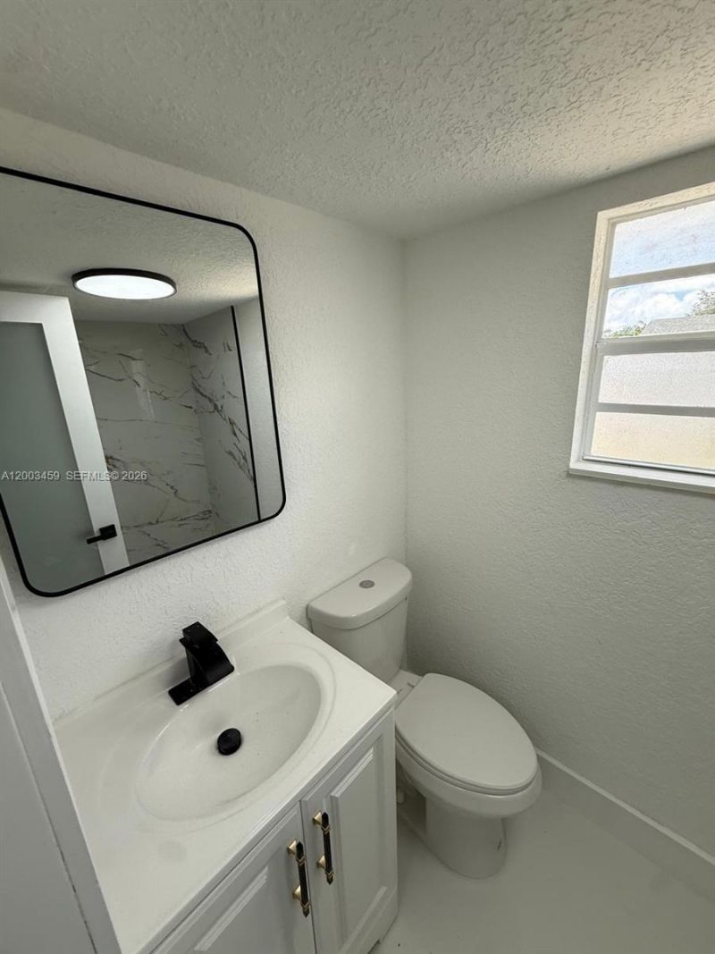 5158 NW 19th Ave , Unit B, Miami, FL 33142 Photo