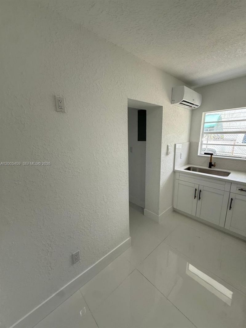 5158 NW 19th Ave , Unit B, Miami, FL 33142 Photo