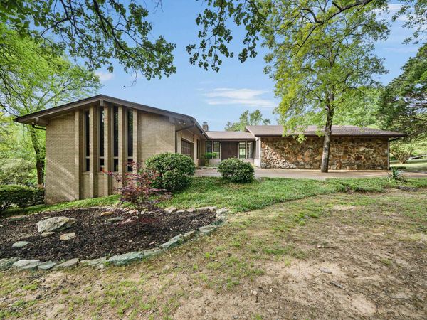 14 Ridge Road, Searcy, AR 72143