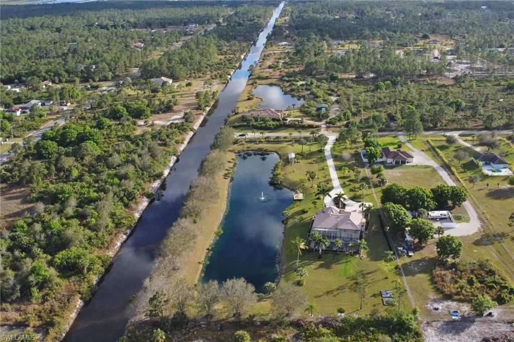 3885 52nd Ave Ne, Naples, FL 34120 Photo