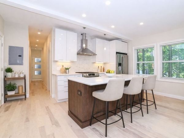 189 I Street, Unit 1, Boston, MA 02127