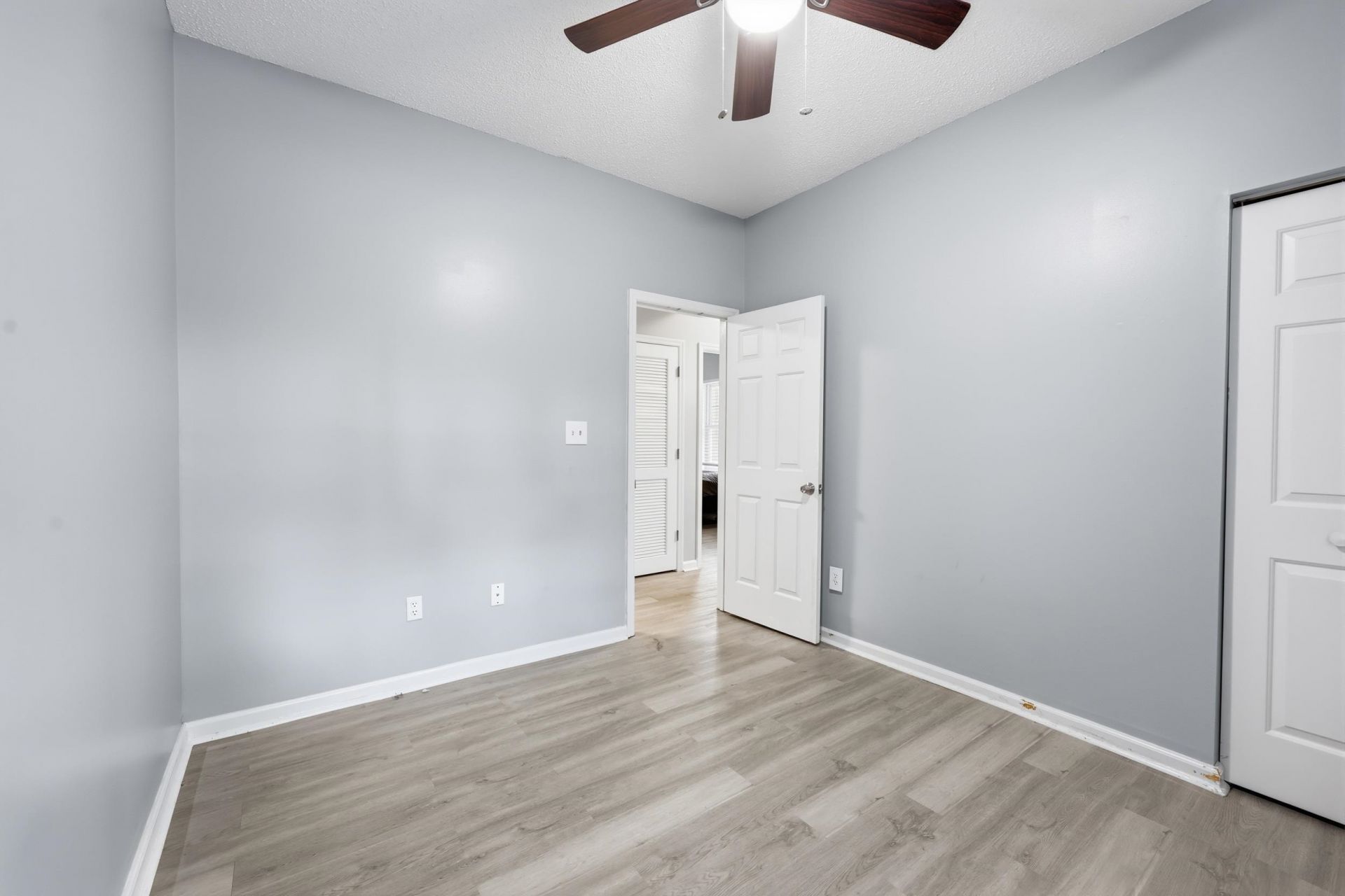 1101 Sweetwater Blvd.  Photo 15