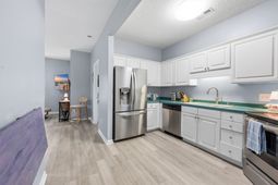 1101 Sweetwater Blvd.  photo 4