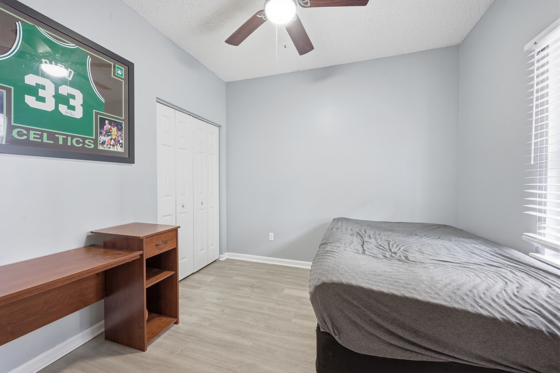 1101 Sweetwater Blvd.  Photo 8