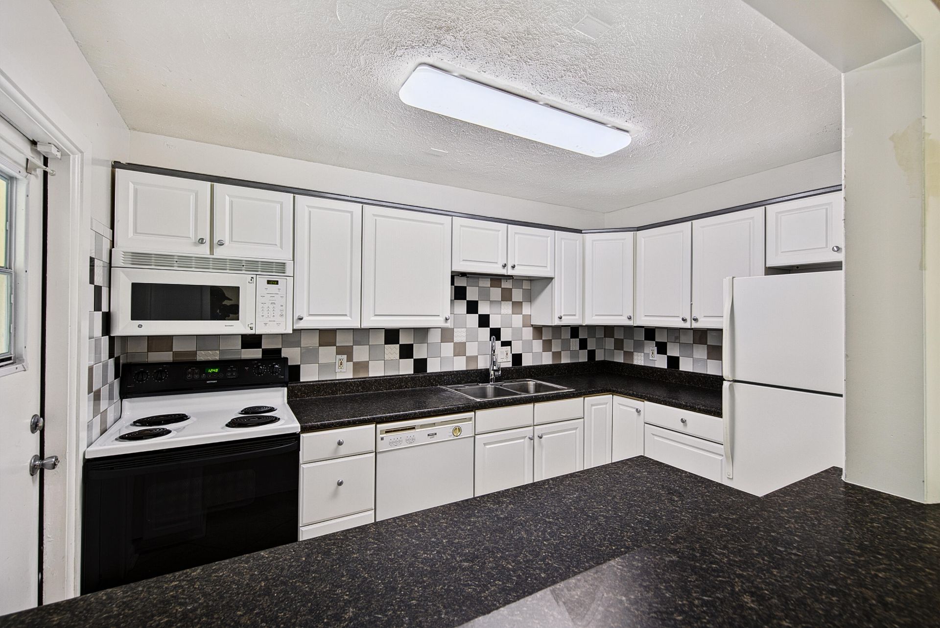 3004 NW 69th Court, Unit 1d, Fort Lauderdale, FL 33309 Photo