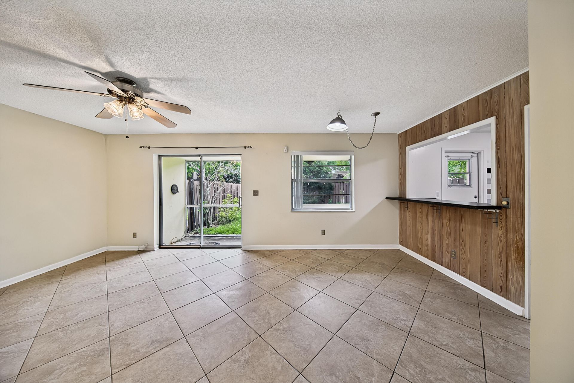 3004 NW 69th Court, Unit 1d, Fort Lauderdale, FL 33309 Photo