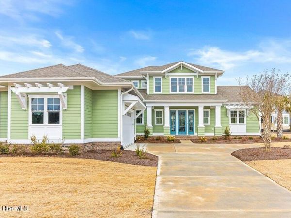 357 Planters Walk , Hampstead, NC 28443