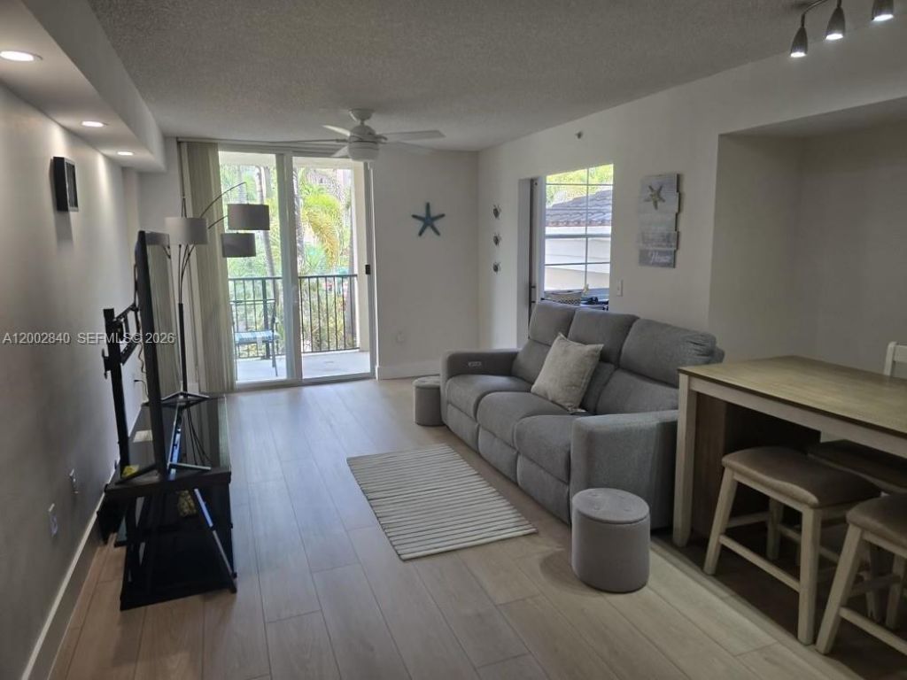 520 SE 5th Ave , Unit 1213, Fort Lauderdale, FL 33301 Photo