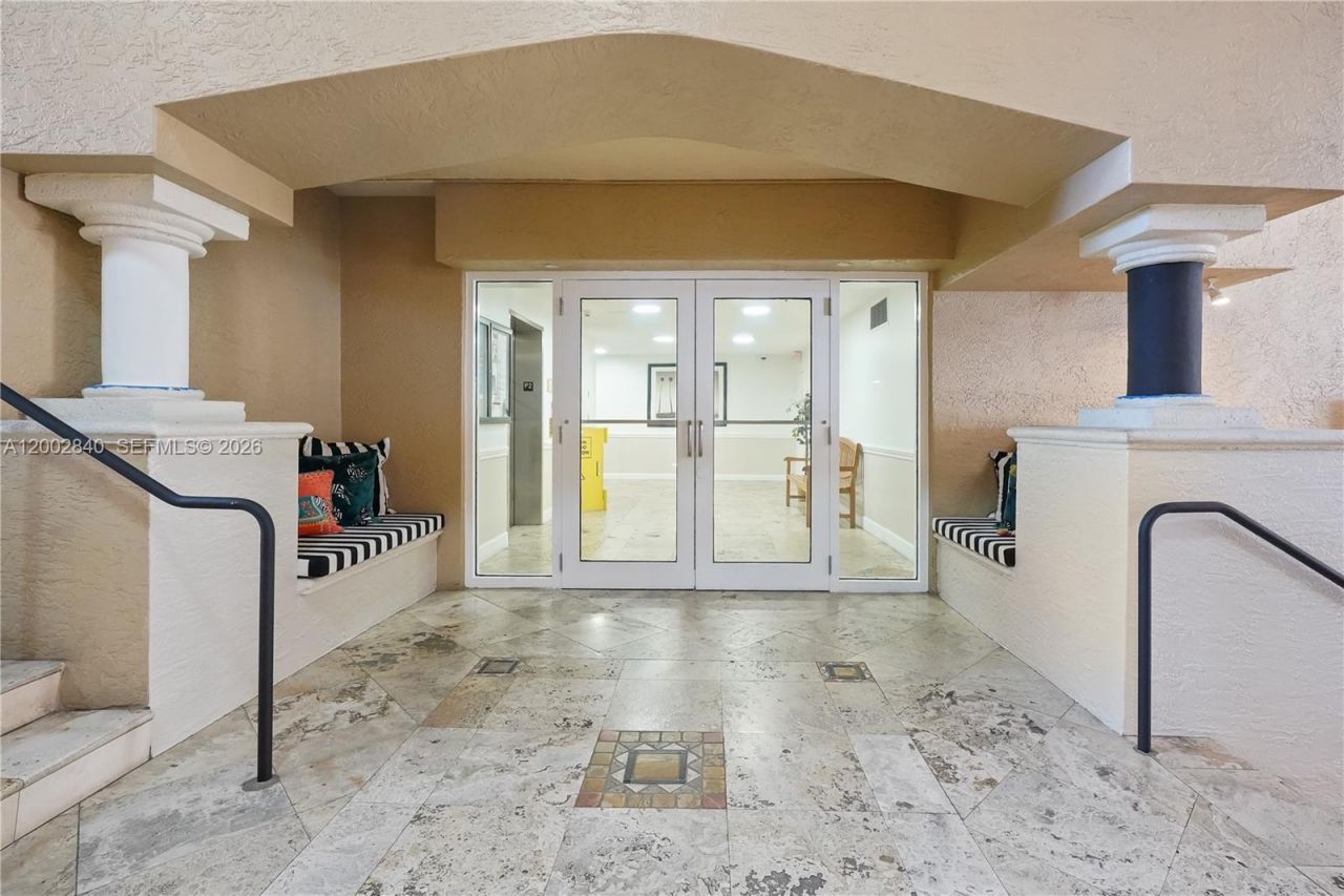 520 SE 5th Ave , Unit 1213, Fort Lauderdale, FL 33301 Photo