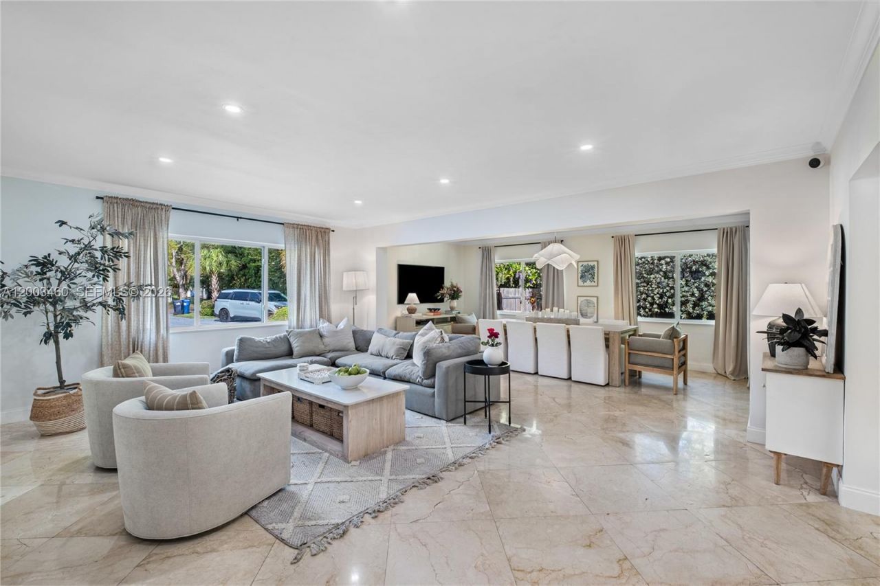 10235 SW 58th Ct , Pinecrest, FL 33156 Photo