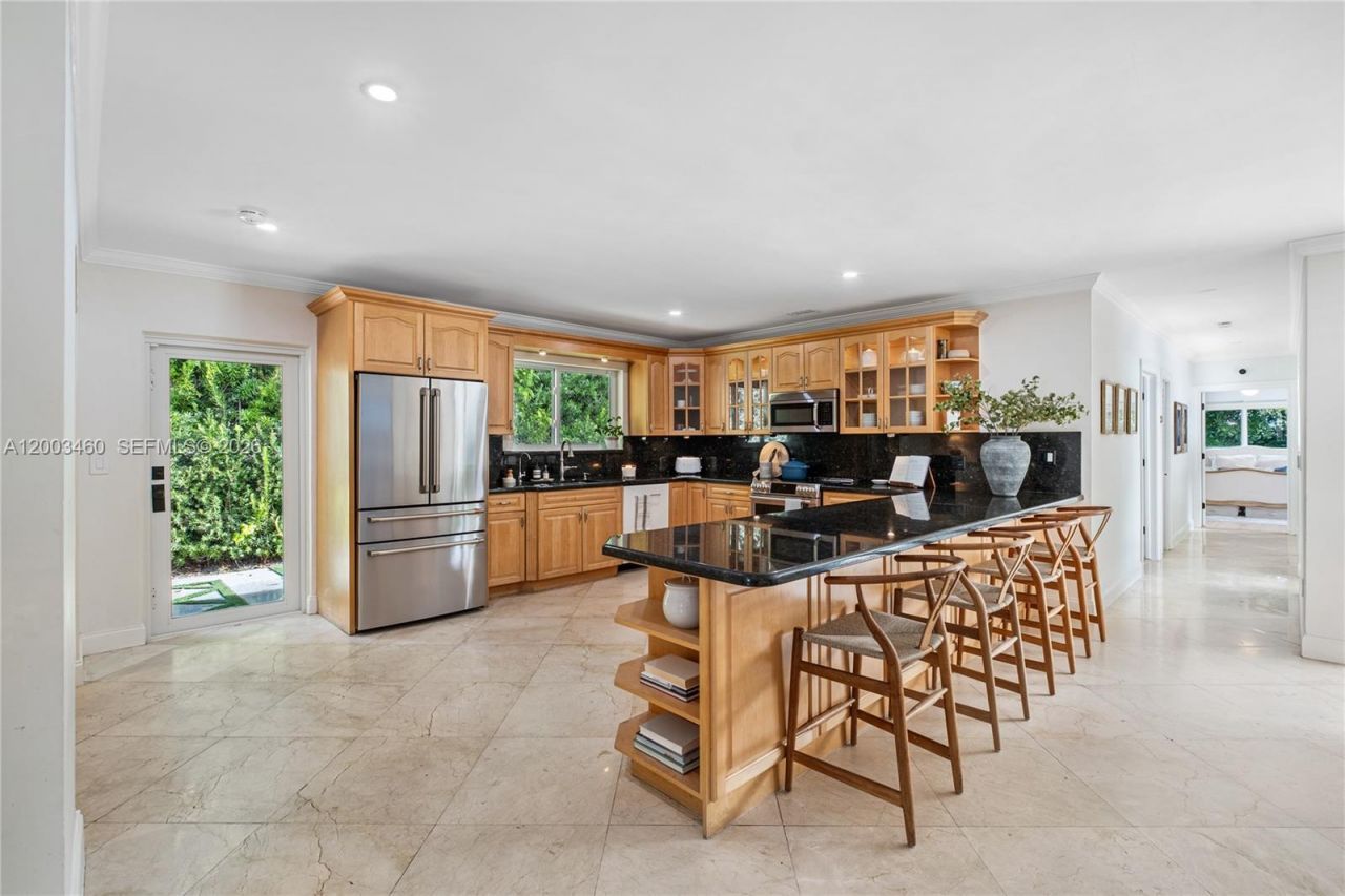 10235 SW 58th Ct , Pinecrest, FL 33156 Photo