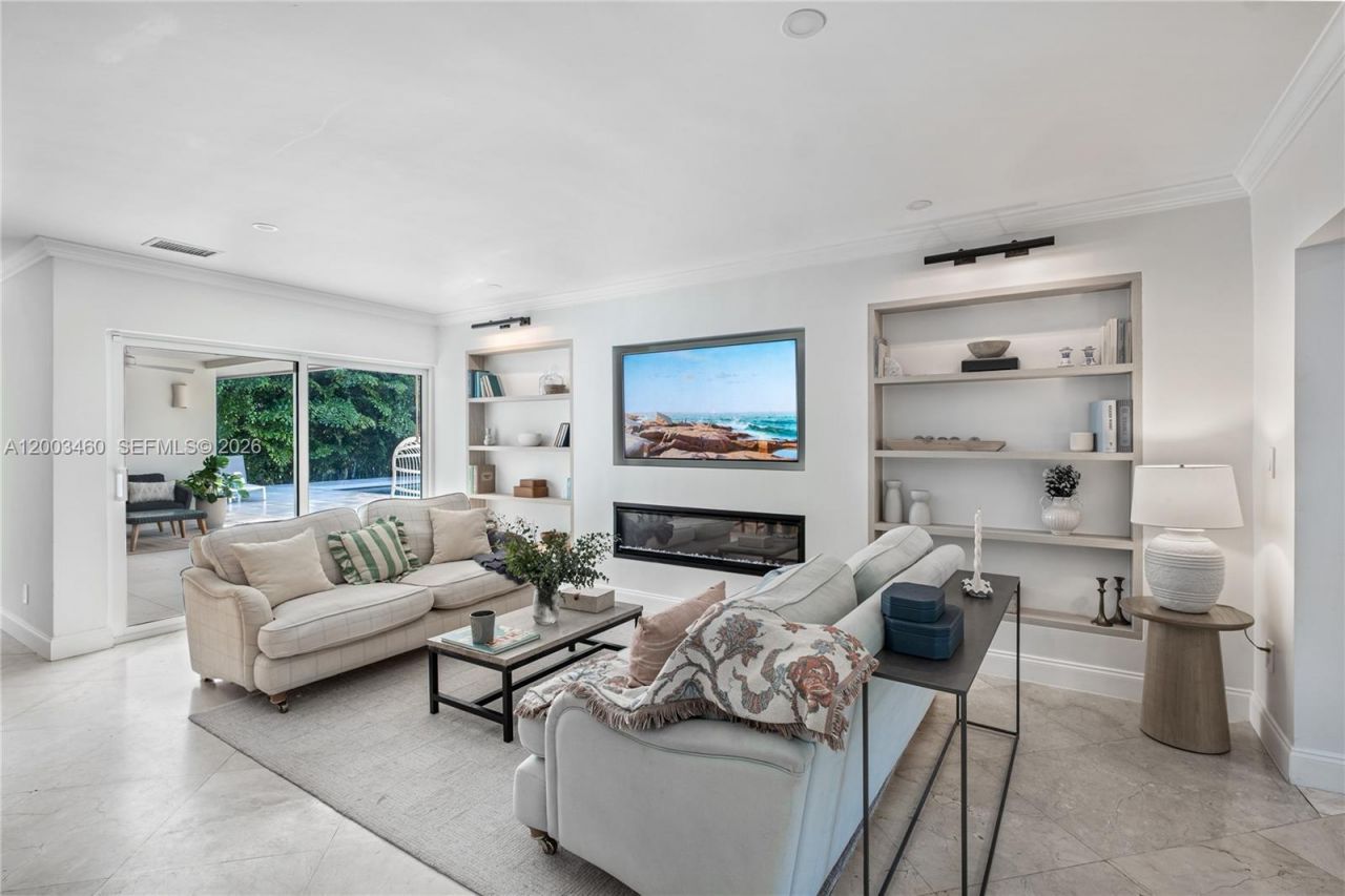 10235 SW 58th Ct , Pinecrest, FL 33156 Photo