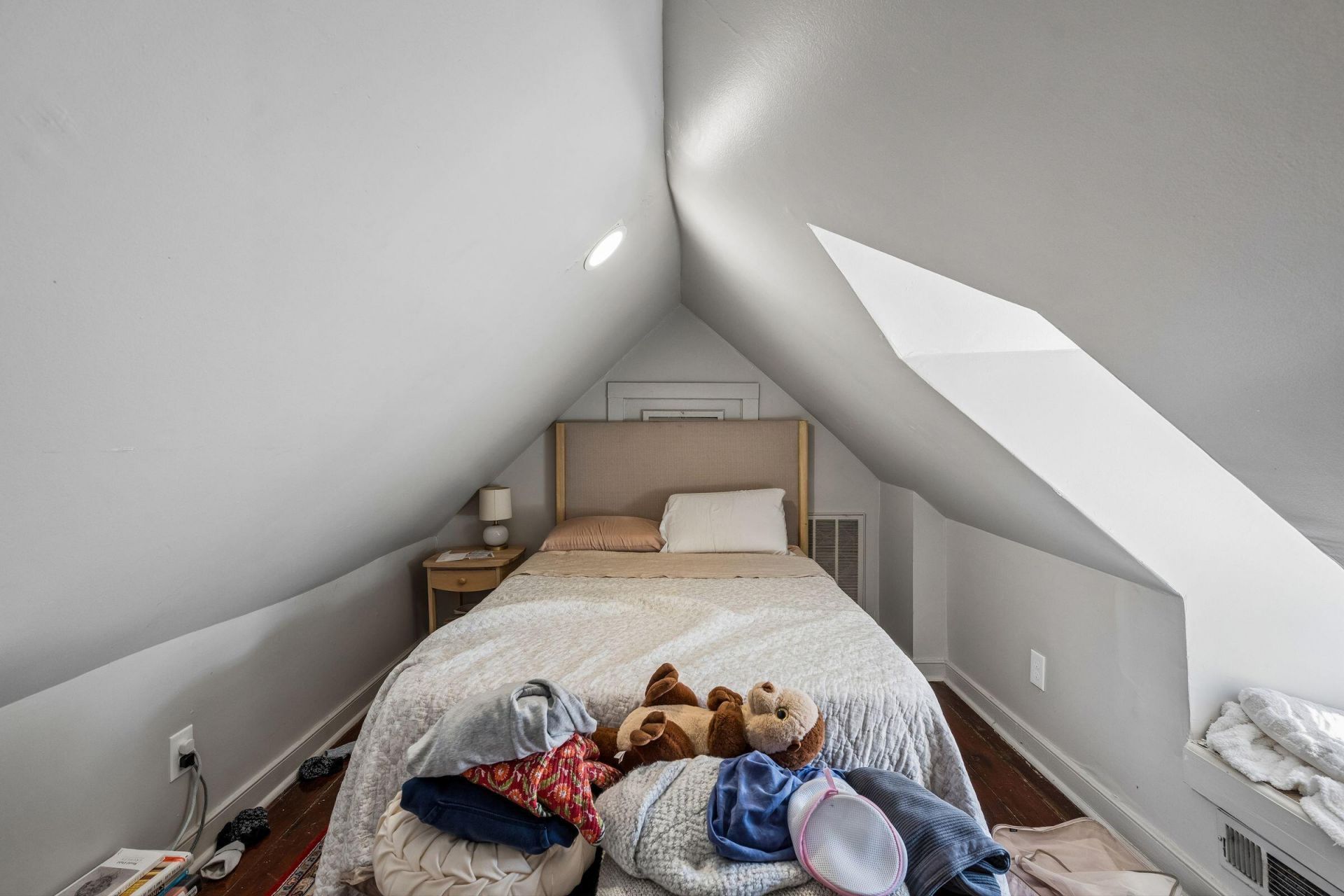 51 Radcliffe Street Photo 24