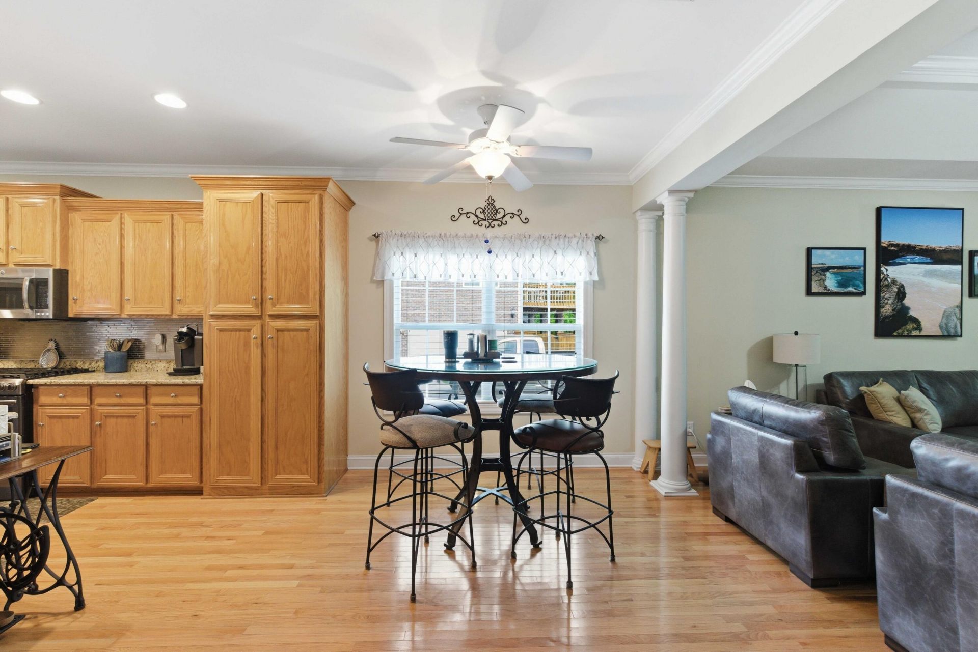 5547 Crescent View Drive Photo 22