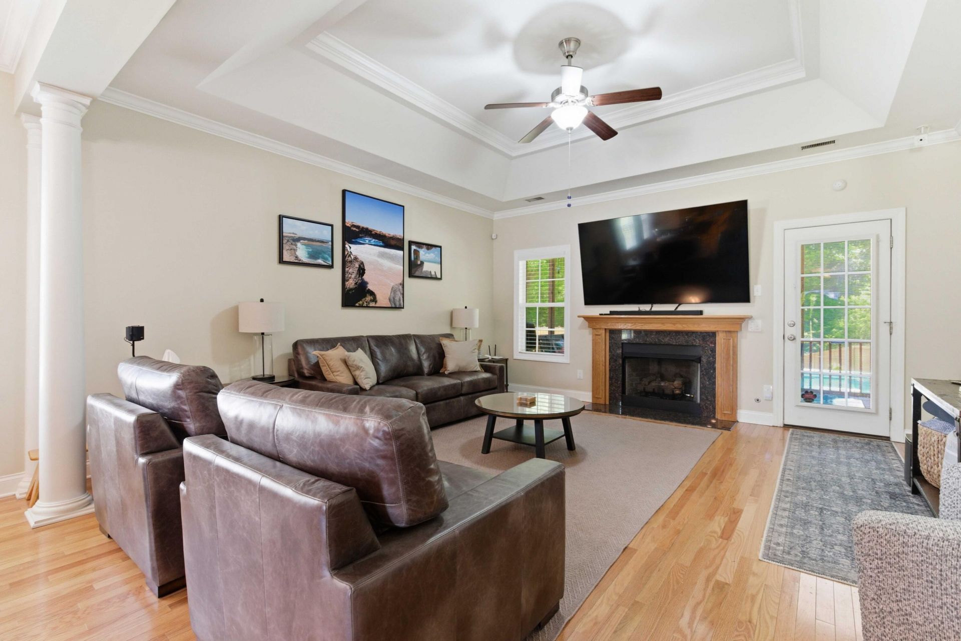 5547 Crescent View Drive Photo 25