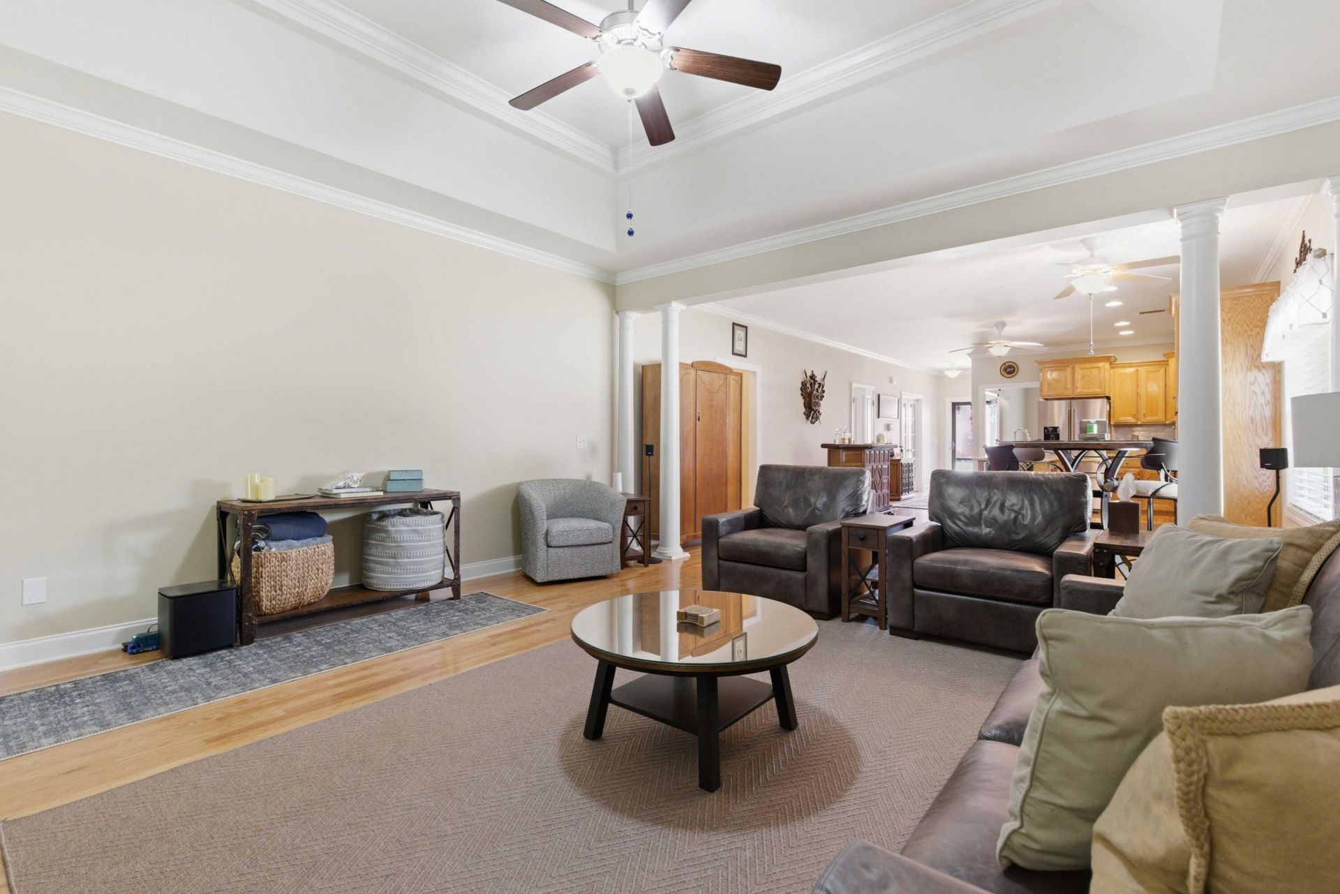 5547 Crescent View Drive Photo 26