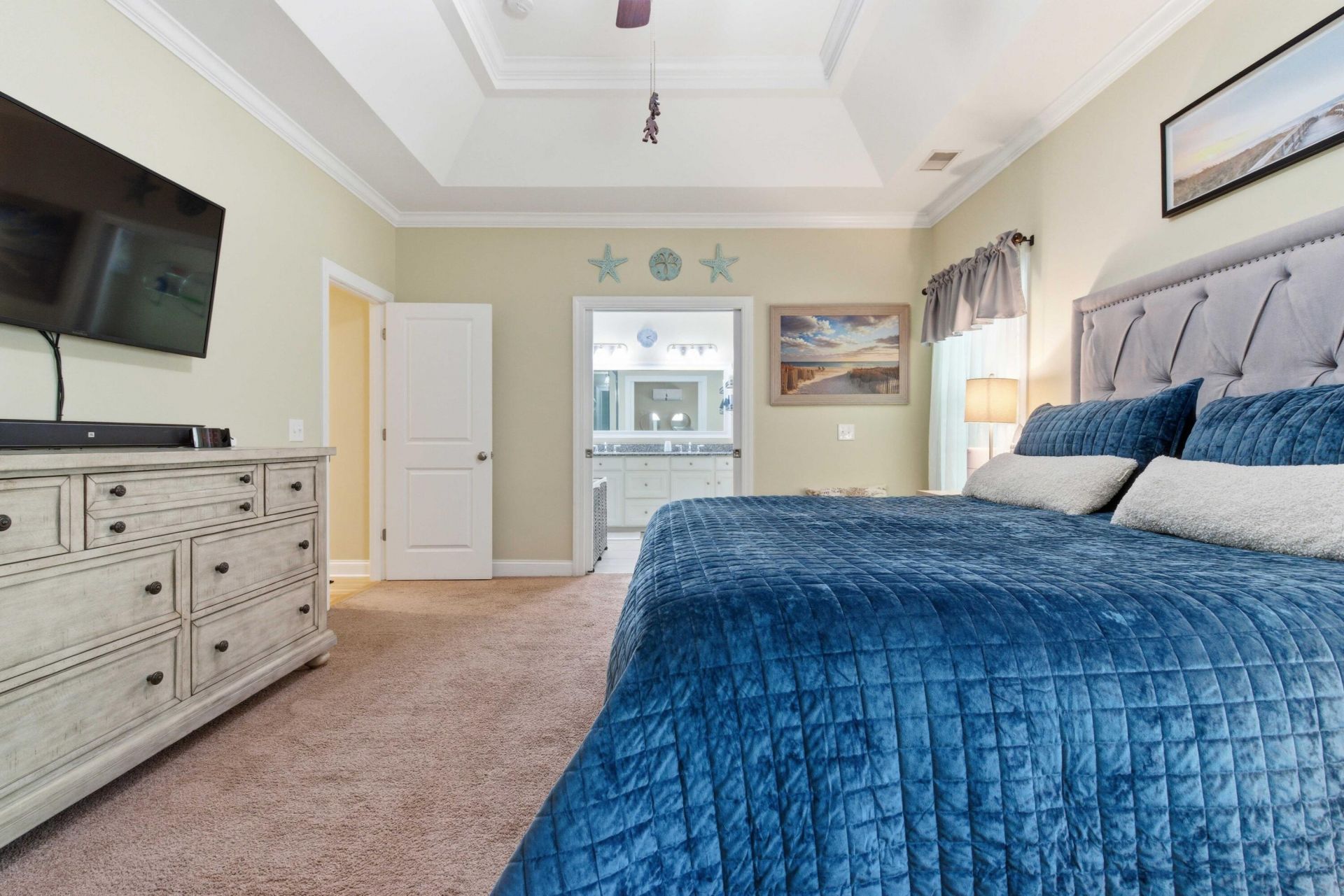 5547 Crescent View Drive Photo 30