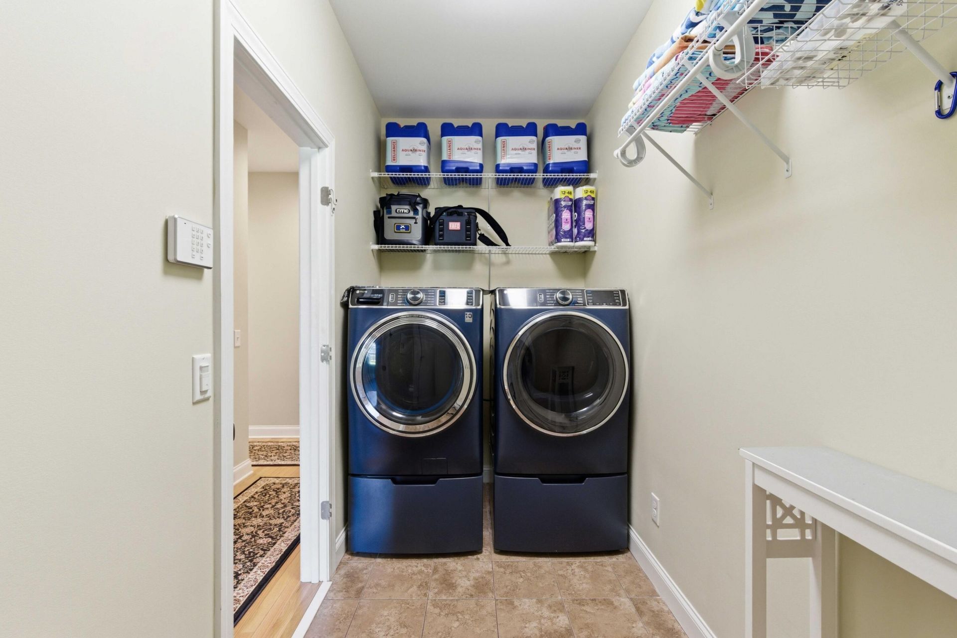 5547 Crescent View Drive Photo 44