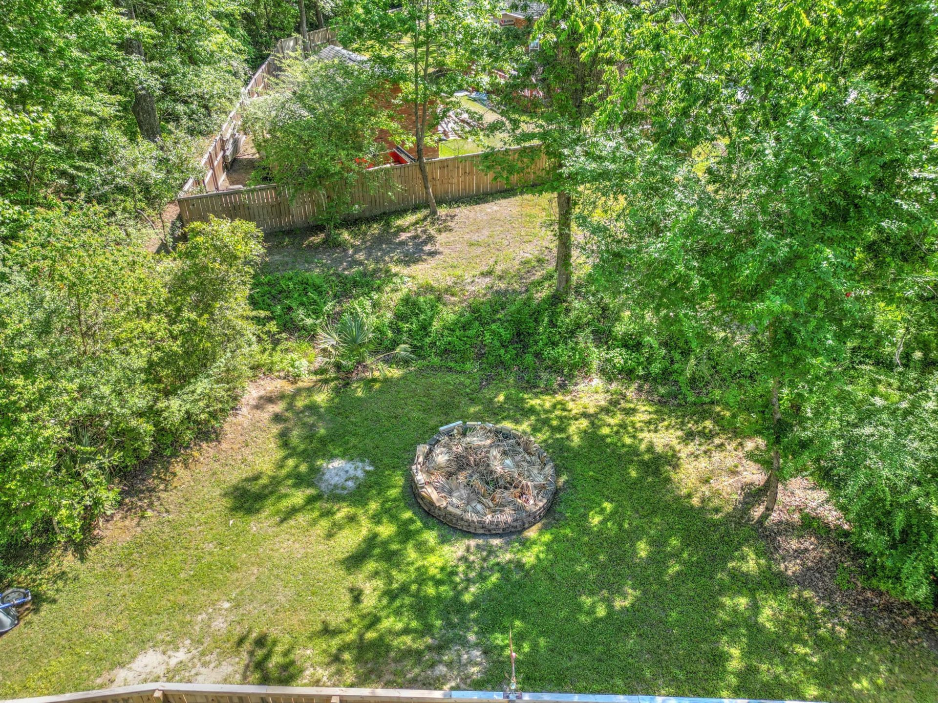 5547 Crescent View Drive Photo 7