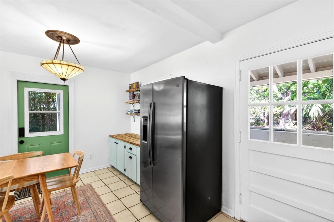 1006 NE 12th Avenue, Gainesville, FL 32601 Photo