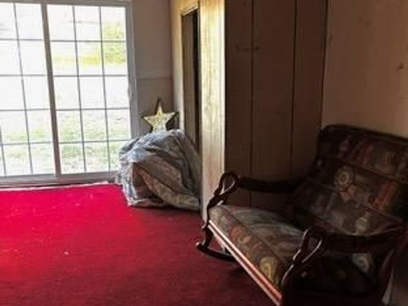 15711 Main Street SE, Brownsville, OH 43721 Photo 9