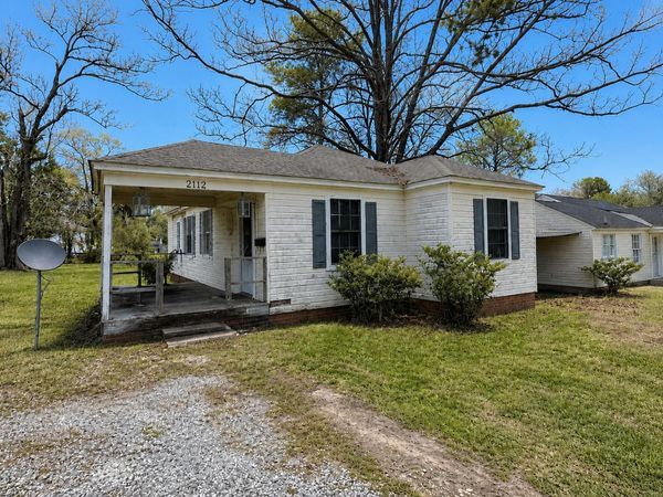 2112 Jean , Leesville, LA 71446