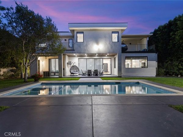 4545 Stern Avenue, Sherman Oaks, CA 91423