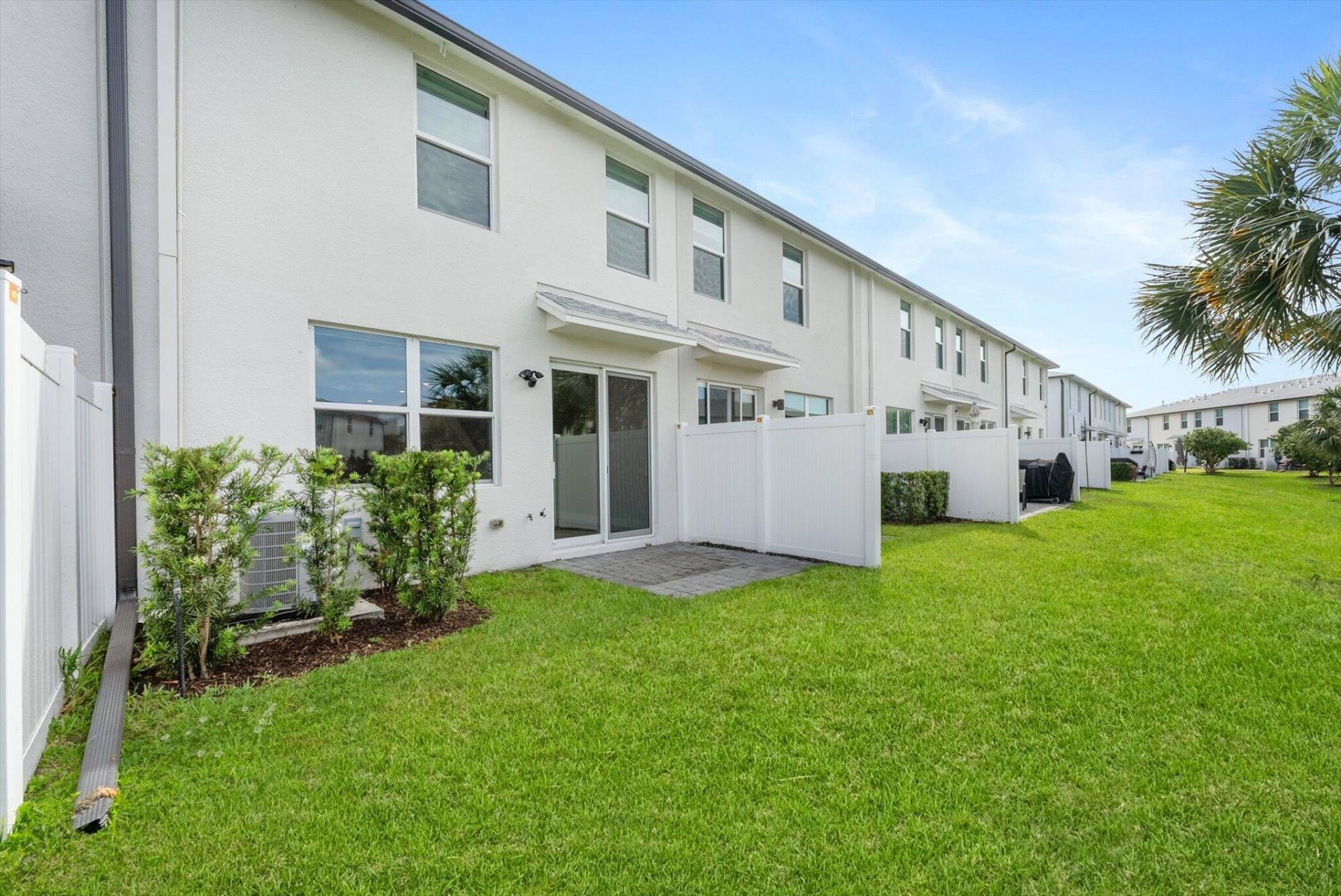 5661 Mentmore Drive, Mangonia Park, FL 33407 Photo