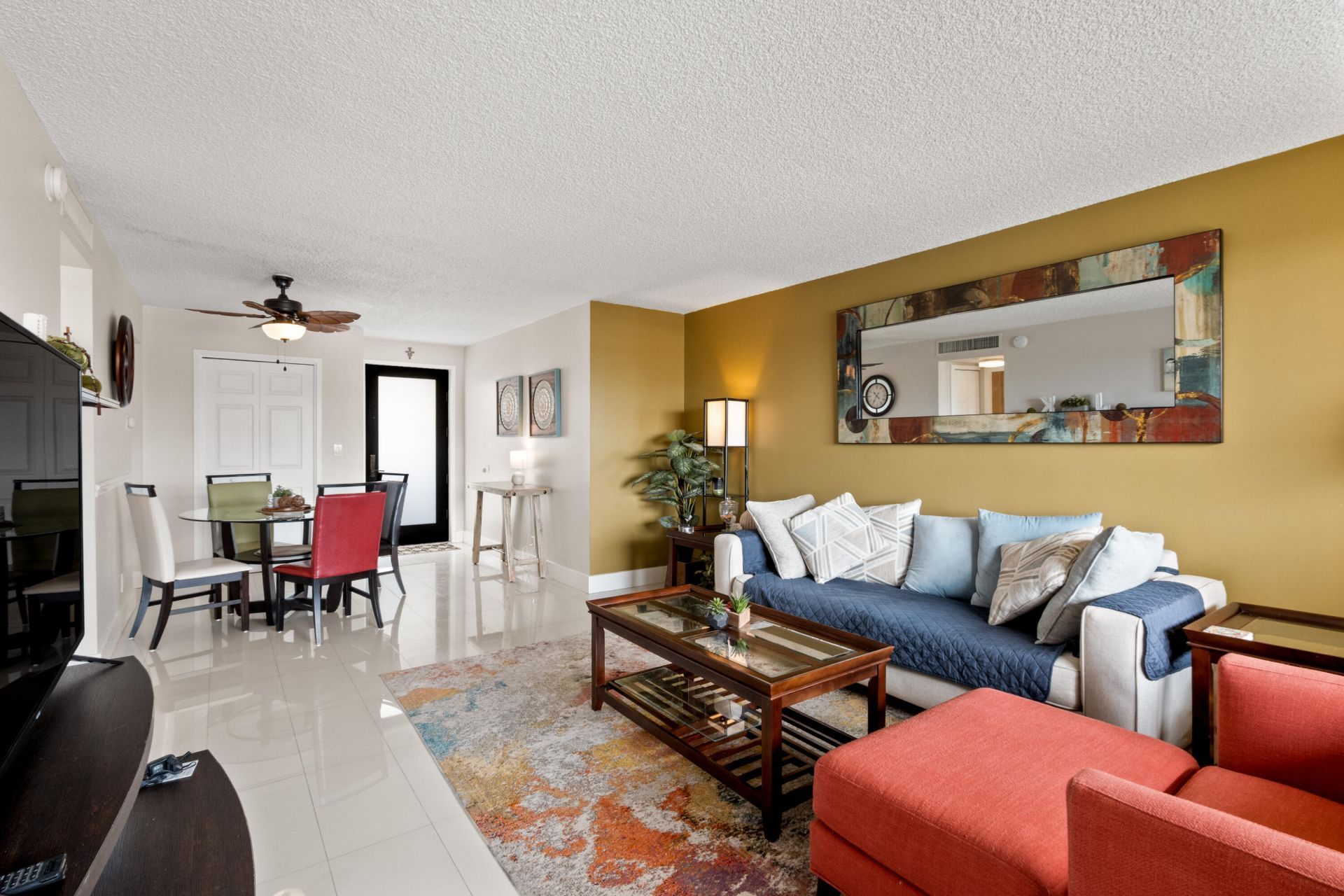 301 Golden Isles Drive, Unit 412, Hallandale Beach, FL 33009 Photo