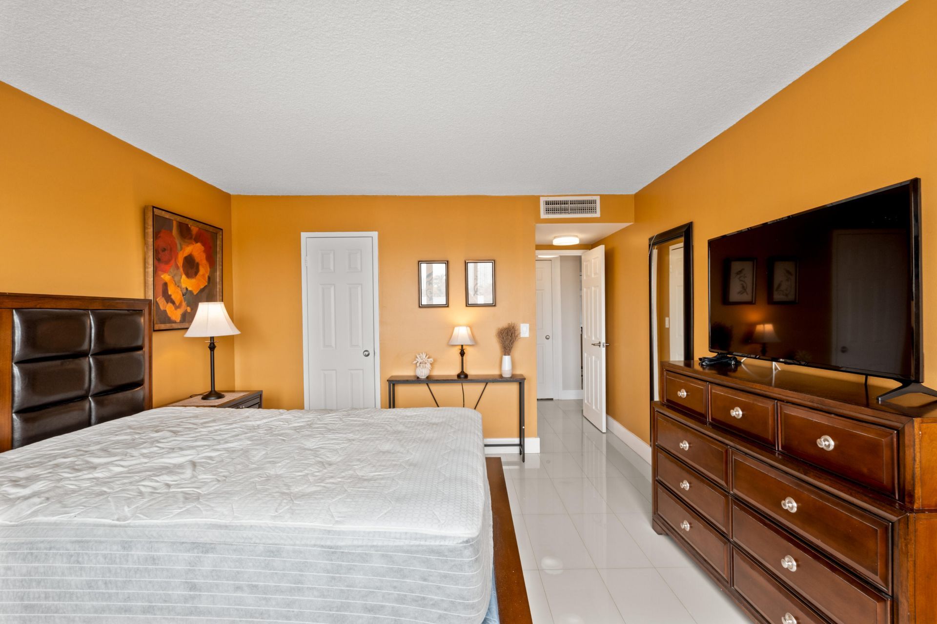 301 Golden Isles Drive, Unit 412, Hallandale Beach, FL 33009 Photo