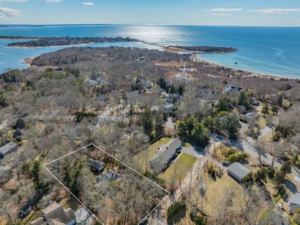 13 Hidden Village Road, Falmouth, MA 02574