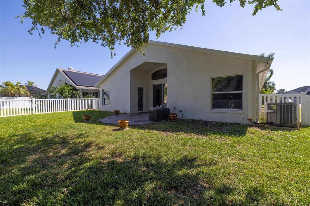 219 Bay Arbor Boulevard, Oldsmar, FL 34677 Photo
