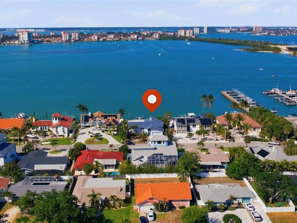 155 1ST STREET W, TIERRA VERDE, FL 33715