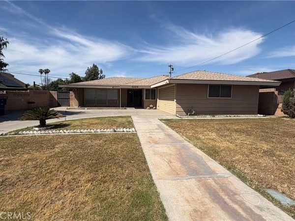 2004 Julian, Bakersfield, CA 93304