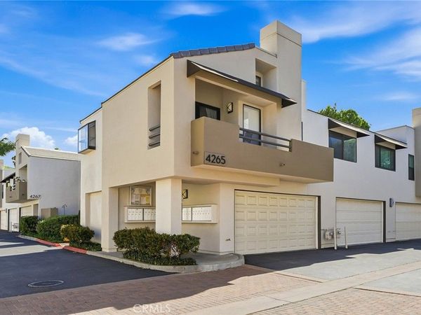 4265 Las Virgenes, Calabasas, CA 91302