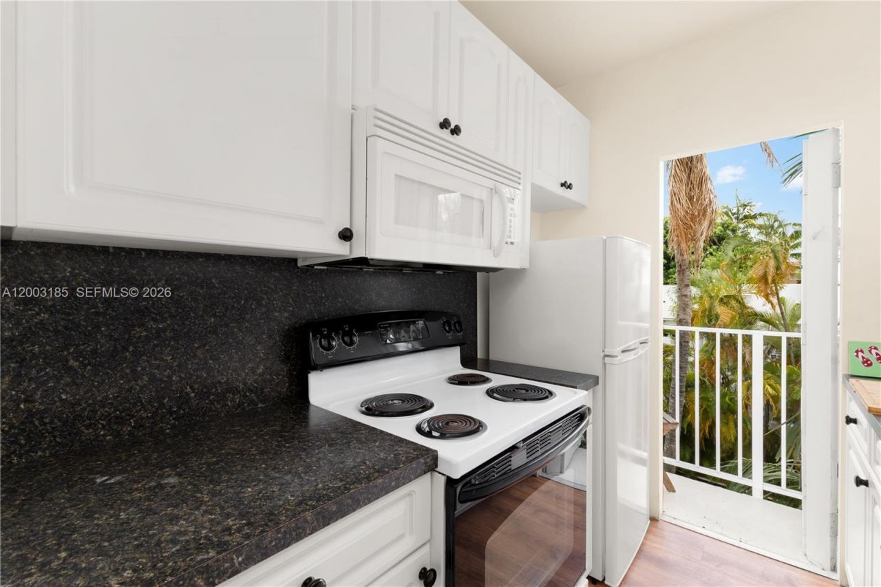 900 Euclid Ave, Unit 14, Miami Beach, FL 33139 Photo