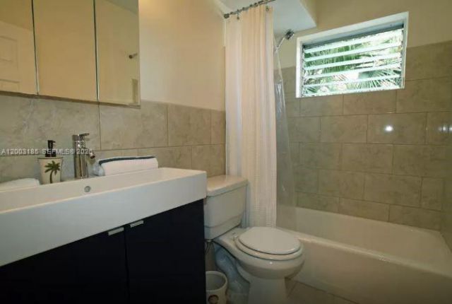 900 Euclid Ave , Unit 14, Miami Beach, FL 33139 Photo