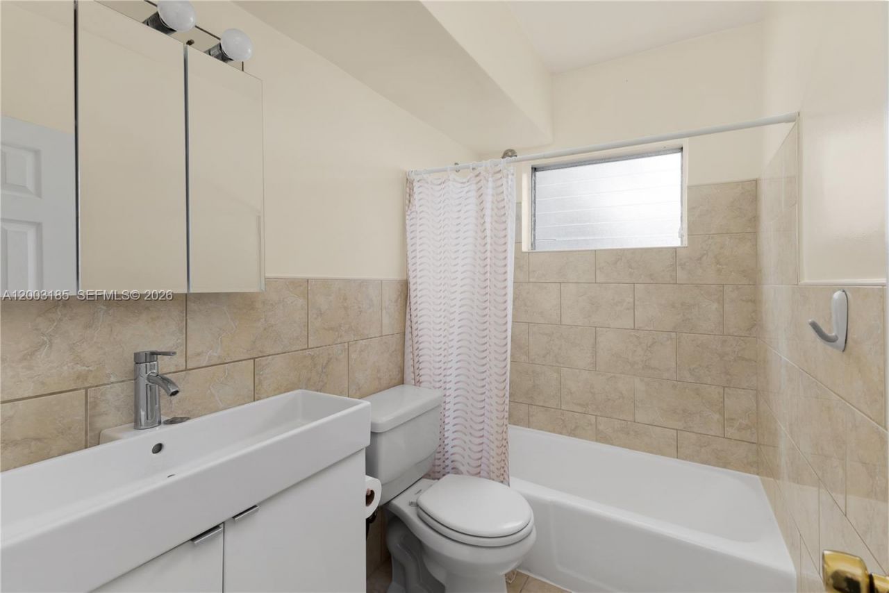 900 Euclid Ave, Unit 14, Miami Beach, FL 33139 Photo