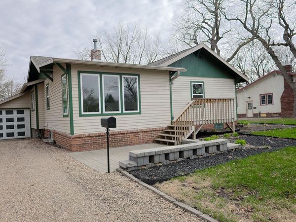 811 11th Street , Spirit Lake, IA 51360