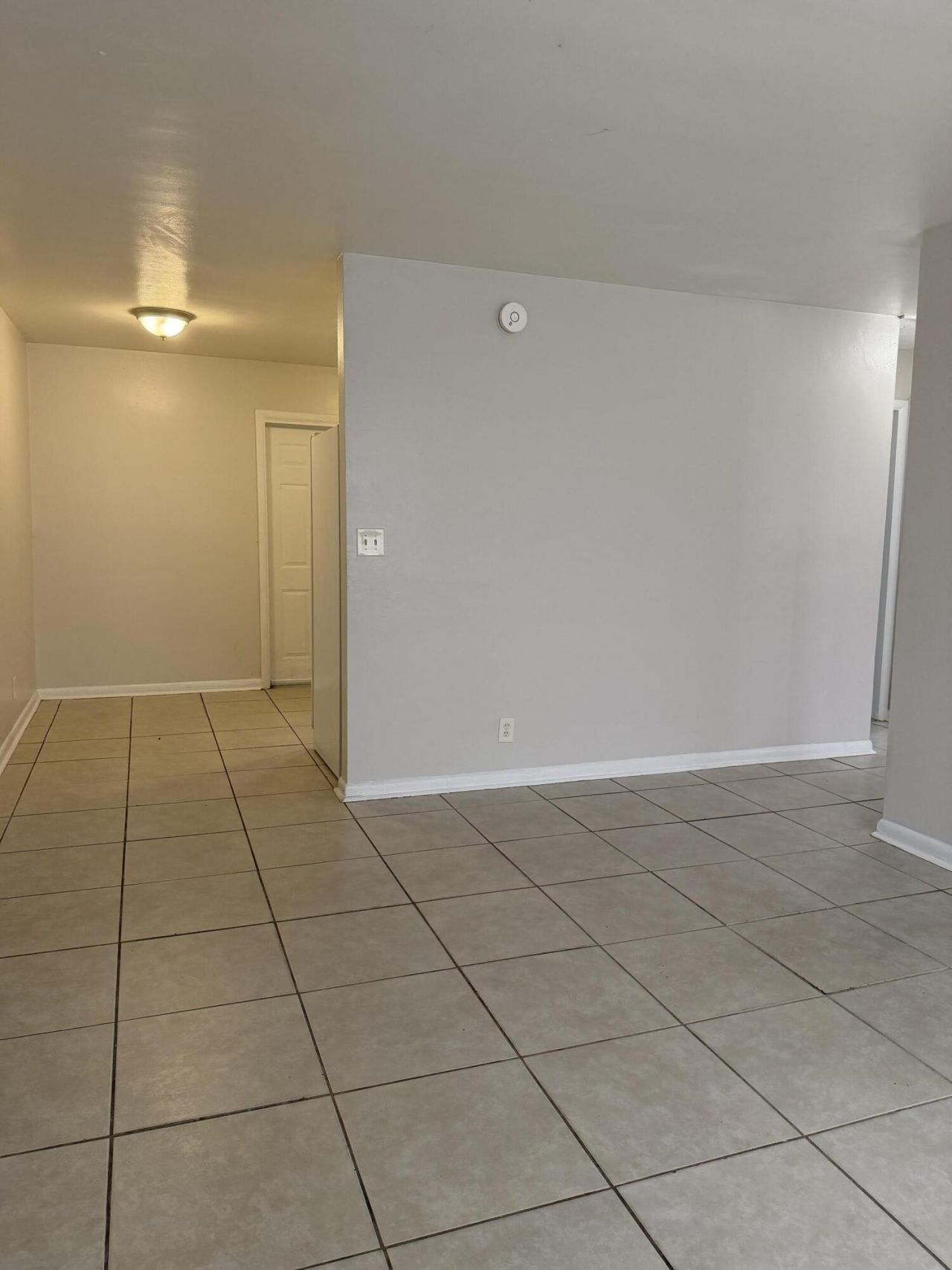 520 W Blue Heron Boulevard, Unit 1, Riviera Beach, FL 33404 Photo