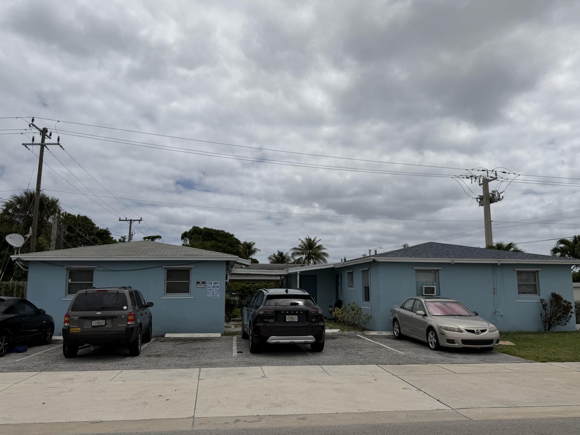 520 W Blue Heron Boulevard, Unit 1, Riviera Beach, FL 33404 Photo