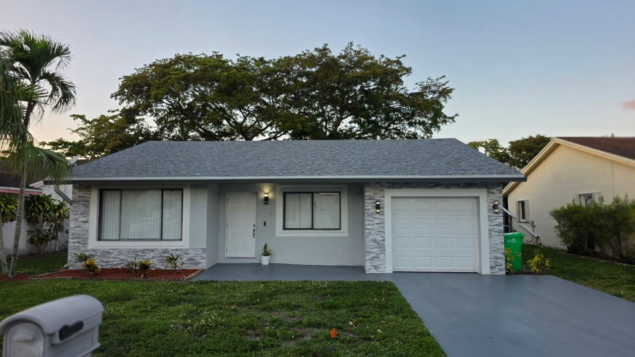 9335 NW 53rd Street, Sunrise, FL 33351 Photo