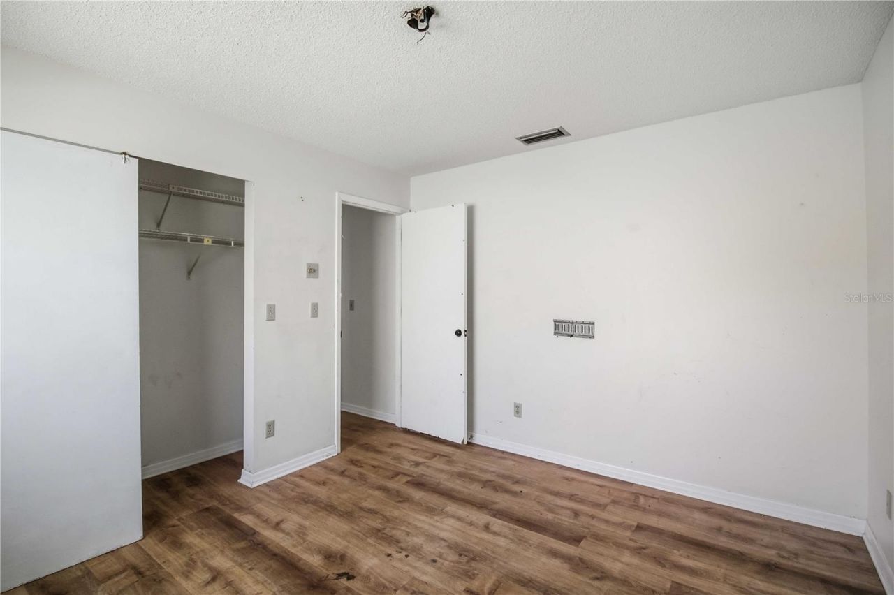 2715 27th Avenue Drive W, Bradenton, FL 34205 Photo